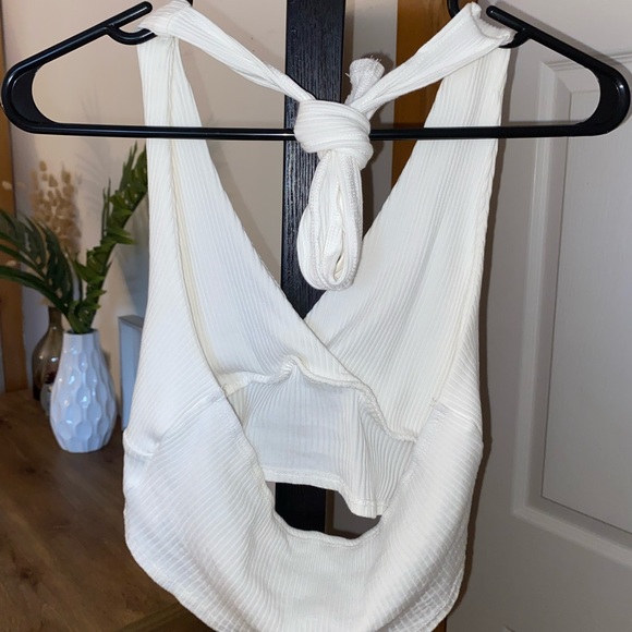 Rib Knit Halter Top - Picture 4 of 4